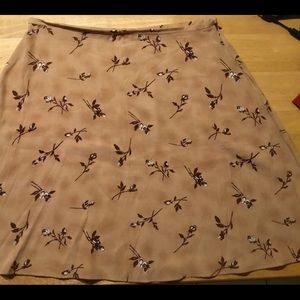 Worthington brown flare skirt.